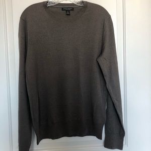 Men’s sweater
